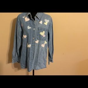 Quacker factory denim blouse with hearts and uplifting sayings size M